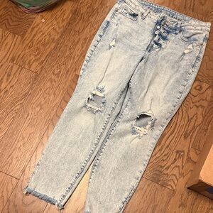 Old Navy Light Blue Distressed Ankle Jeans